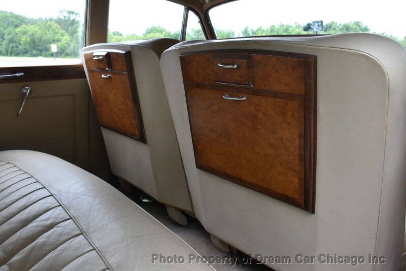 1957 Rolls-Royce Silver Cloud 2