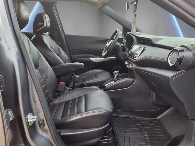 2019 Nissan Kicks SR