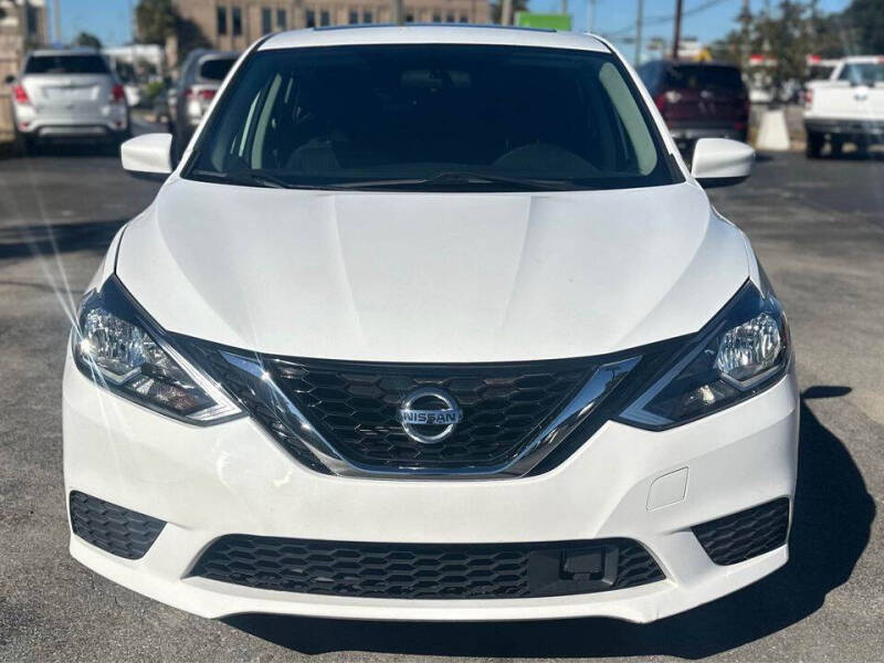 2019 Nissan Sentra SV photo 8