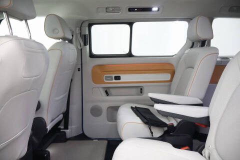 2025 Volkswagen ID. Buzz Pro S Plus 4Motion