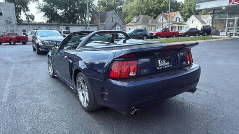 2002 Ford Mustang GT Deluxe