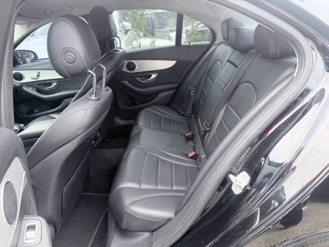 2015 Mercedes-Benz C-Class C 300