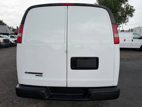 2015 Chevrolet Express 2500