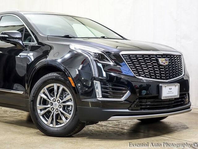 Used 2021 Cadillac XT5 Premium Luxury with VIN 1GYKNDRS7MZ132190 for sale in Tinley Park, IL