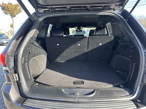 2018 Jeep Grand Cherokee Laredo E