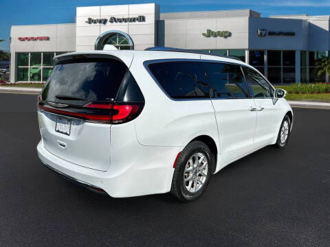 2021 Chrysler Pacifica Touring L