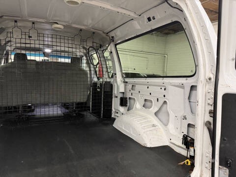 2013 Ford E-Series E-350 SD