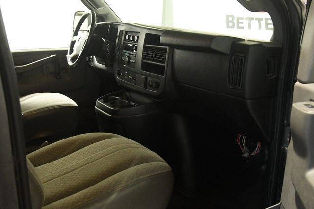 2017 Chevrolet Express LT 3500