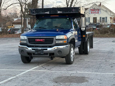 2007 GMC Sierra 3500 CC Classic for sale at Hillcrest Motors in Derry NH