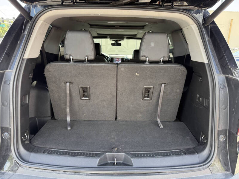 2021 GMC Acadia SLT