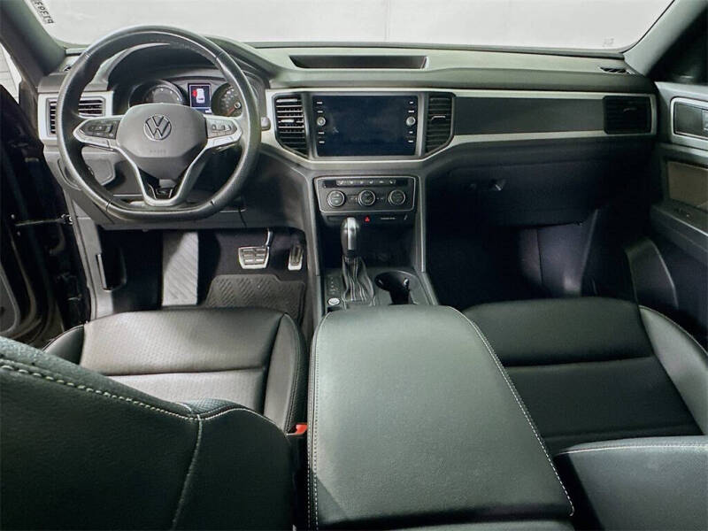 2021 Volkswagen Atlas Cross Sport V6 SE R-Line