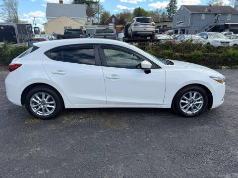 2018 Mazda MAZDA3 Sport