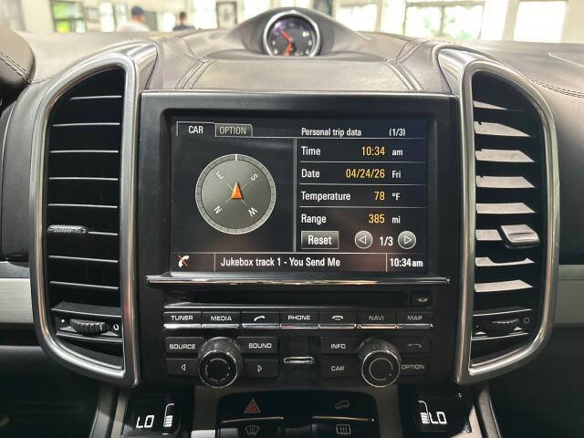 2014 Porsche Cayenne GTS