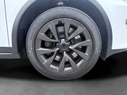 2021 Tesla Model X Long Range