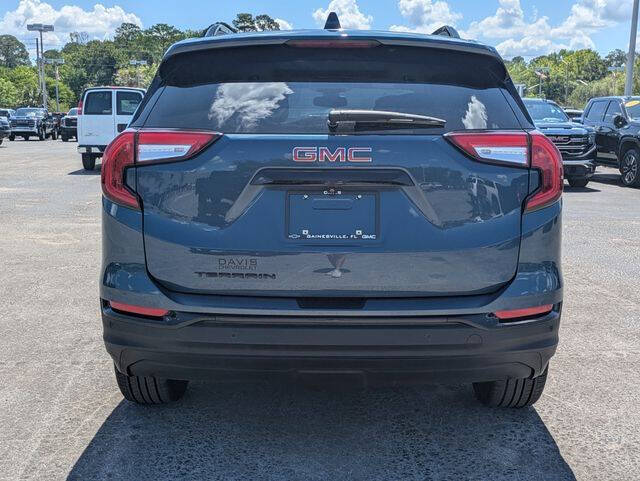 2024 GMC Terrain SLT