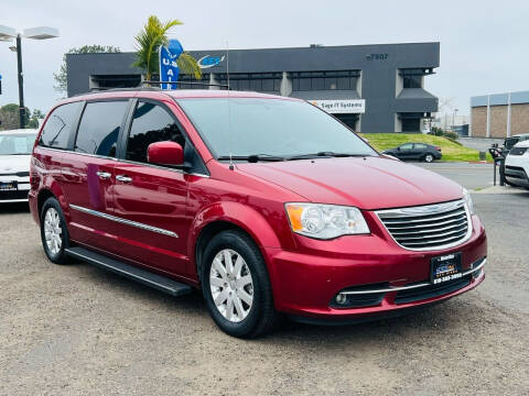 2015 Chrysler Town and Country for sale at MotorMax in San Diego CA