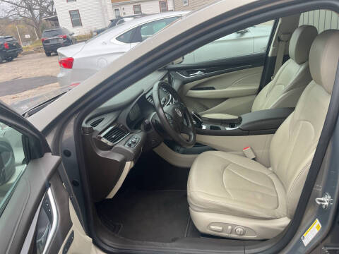 2017 Buick LaCrosse Essence