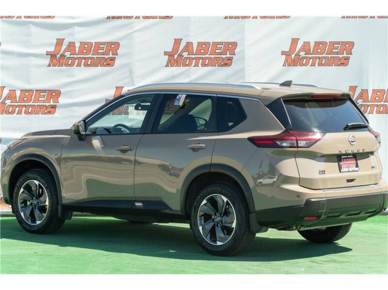 2024 Nissan Rogue SV