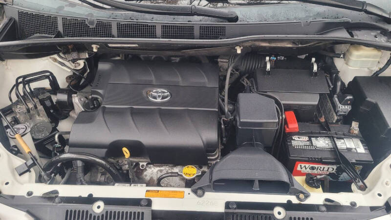 2015 Toyota Sienna Limited Premium 7-Passenger