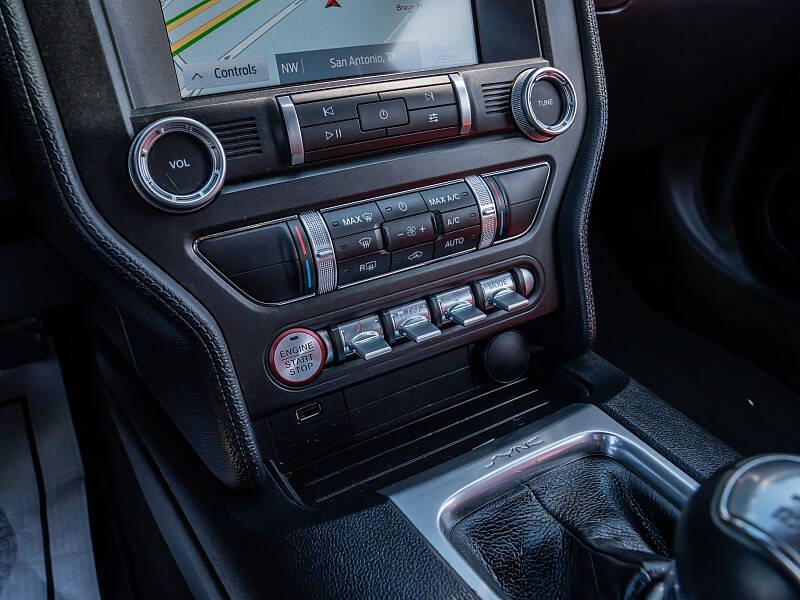 2020 Ford Mustang
