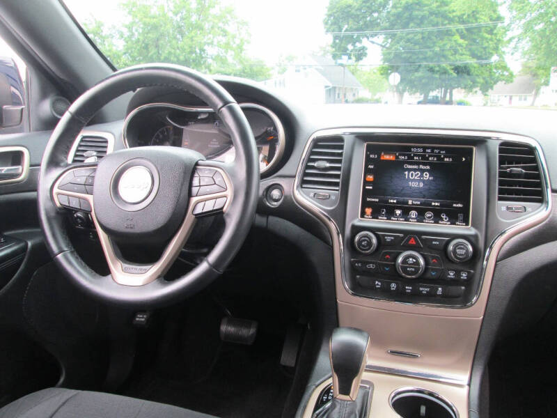 2017 Jeep Grand Cherokee Laredo E