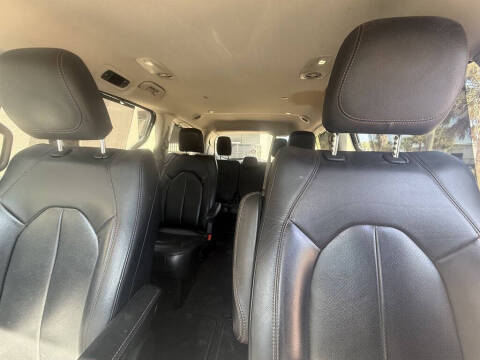 2020 Chrysler Pacifica Touring L