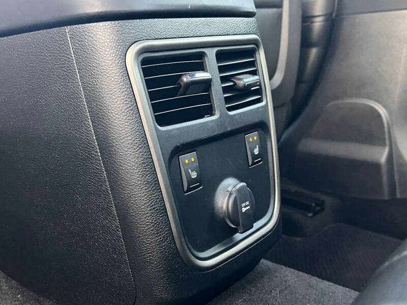 2014 Chrysler 300 C John Varvatos Limited Edition