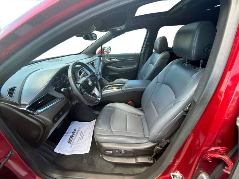 2023 Buick Enclave Essence