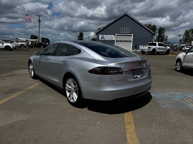 2013 Tesla Model S