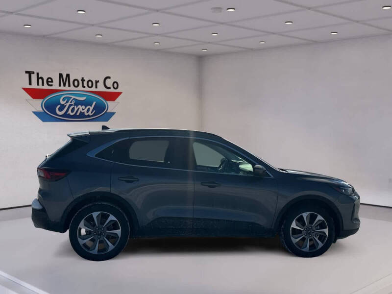 2024 Ford Escape Platinum