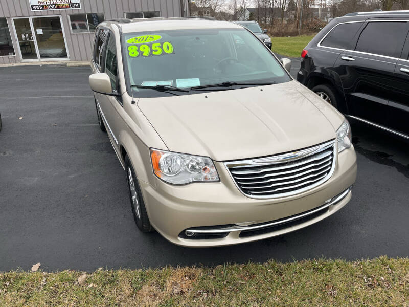 2015 Chrysler Town and Country for sale at KEITH JORDAN'S 10 & UNDER in Lima OH