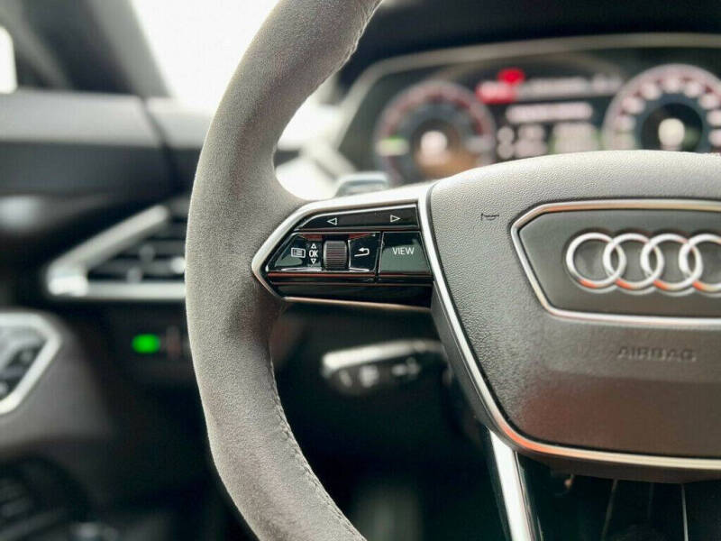 2022 Audi RS e-tron GT quattro