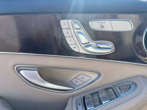 2017 Mercedes-Benz C-Class