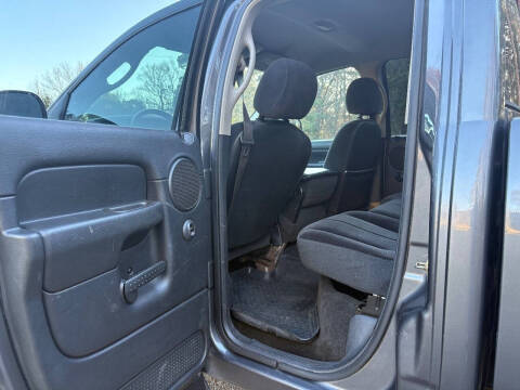 2004 Dodge Ram 1500 SLT