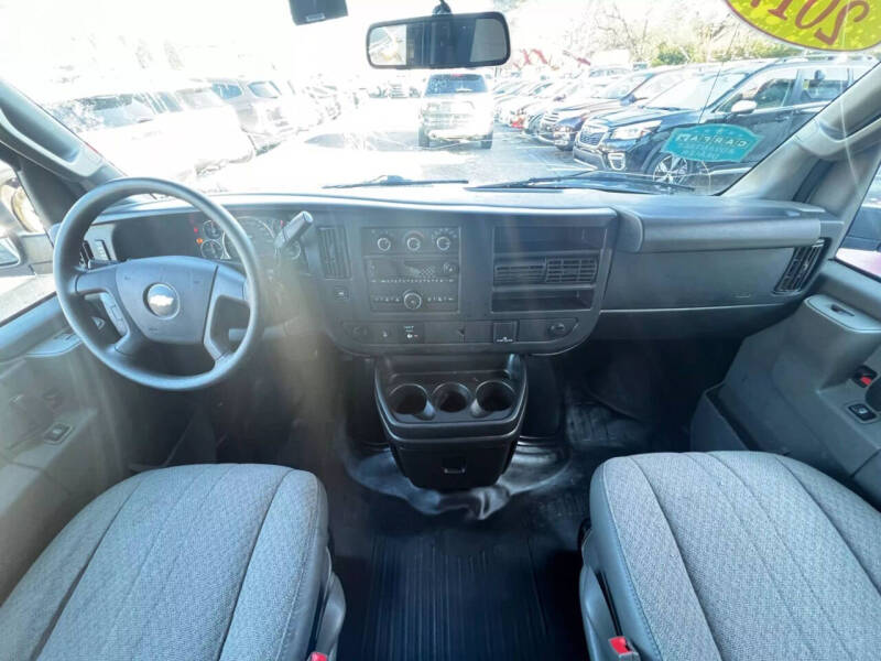 2017 Chevrolet Express 3500