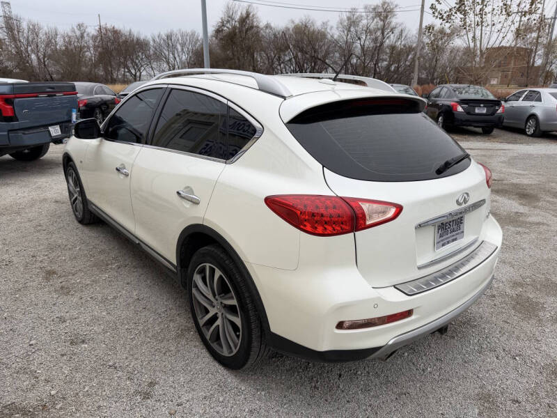 2016 Infiniti QX50 photo 3