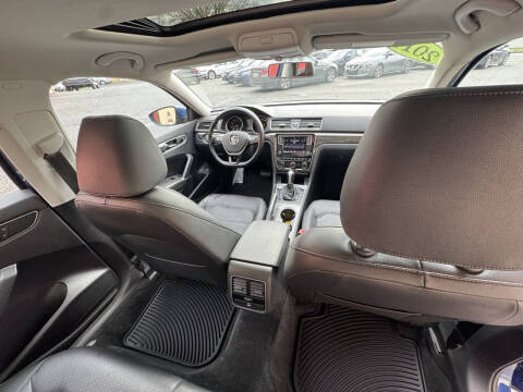 2017 Volkswagen Passat 1.8T SE