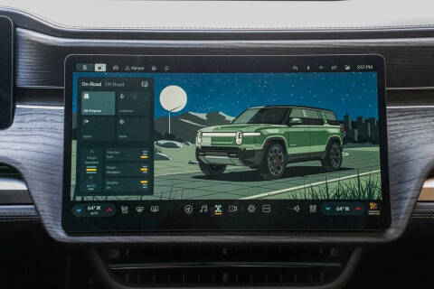 2023 Rivian R1S Adventure