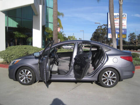 2017 Hyundai Accent SE