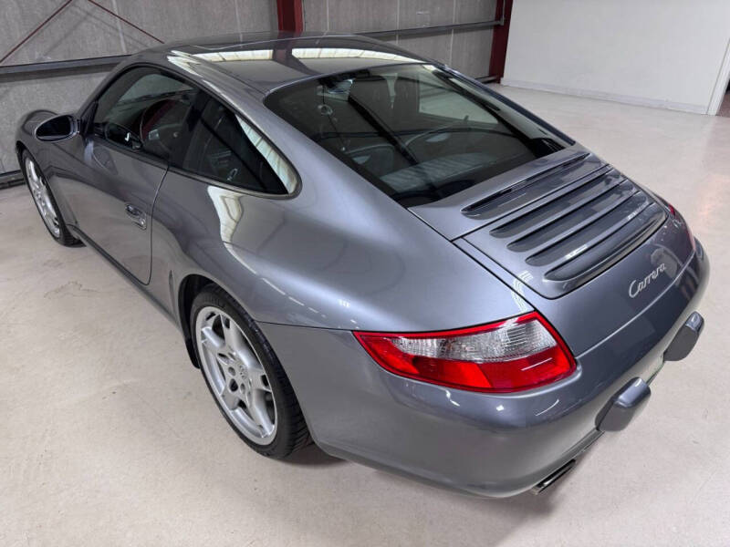 2005 Porsche 911 Carrera
