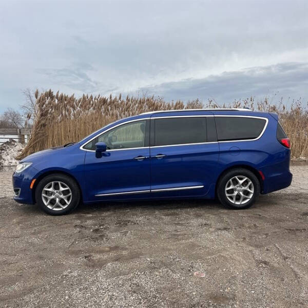 2019 Chrysler Pacifica Touring L Plus