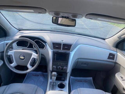 2011 Chevrolet Traverse LT