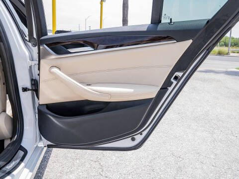 2019 BMW 5 Series 540i
