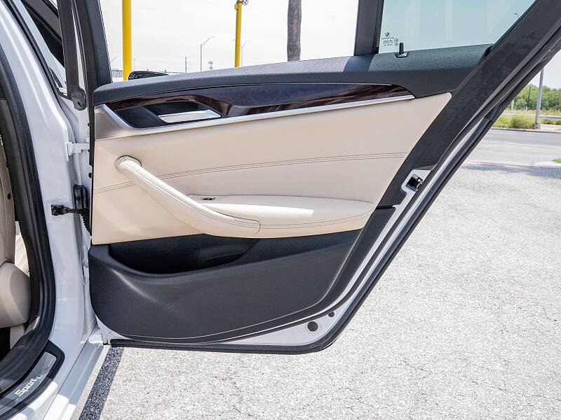 2019 BMW 5 Series 540i