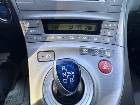 2013 Toyota Prius Two