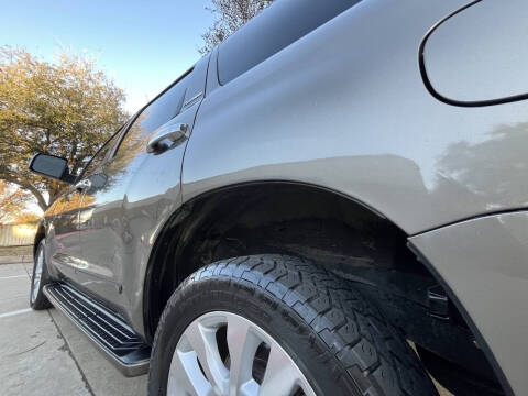 2014 Toyota Sequoia Platinum