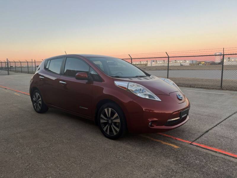 2015 Nissan LEAF for sale at Car Maverick in Addison TX