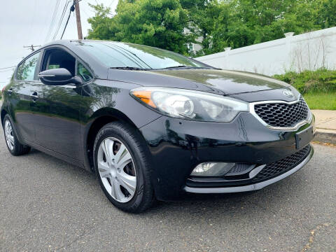 2016 Kia Forte5 LX