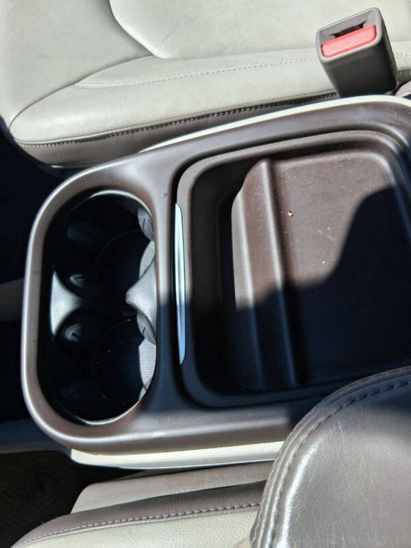2017 Chrysler Pacifica Touring-L