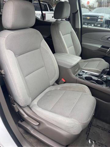 2018 Chevrolet Traverse LT Cloth